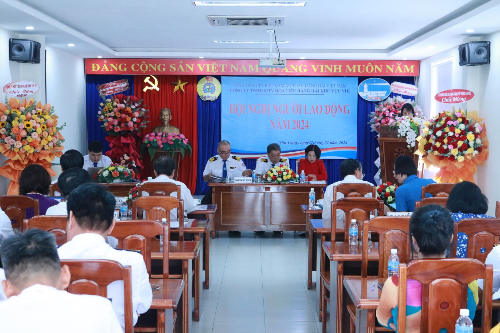 HỘI NGHỊ NGƯỜI LAO ĐỘNG CÔNG TY HOA TIÊU HÀNG HẢI KHU VỰC VIII NĂM 2024