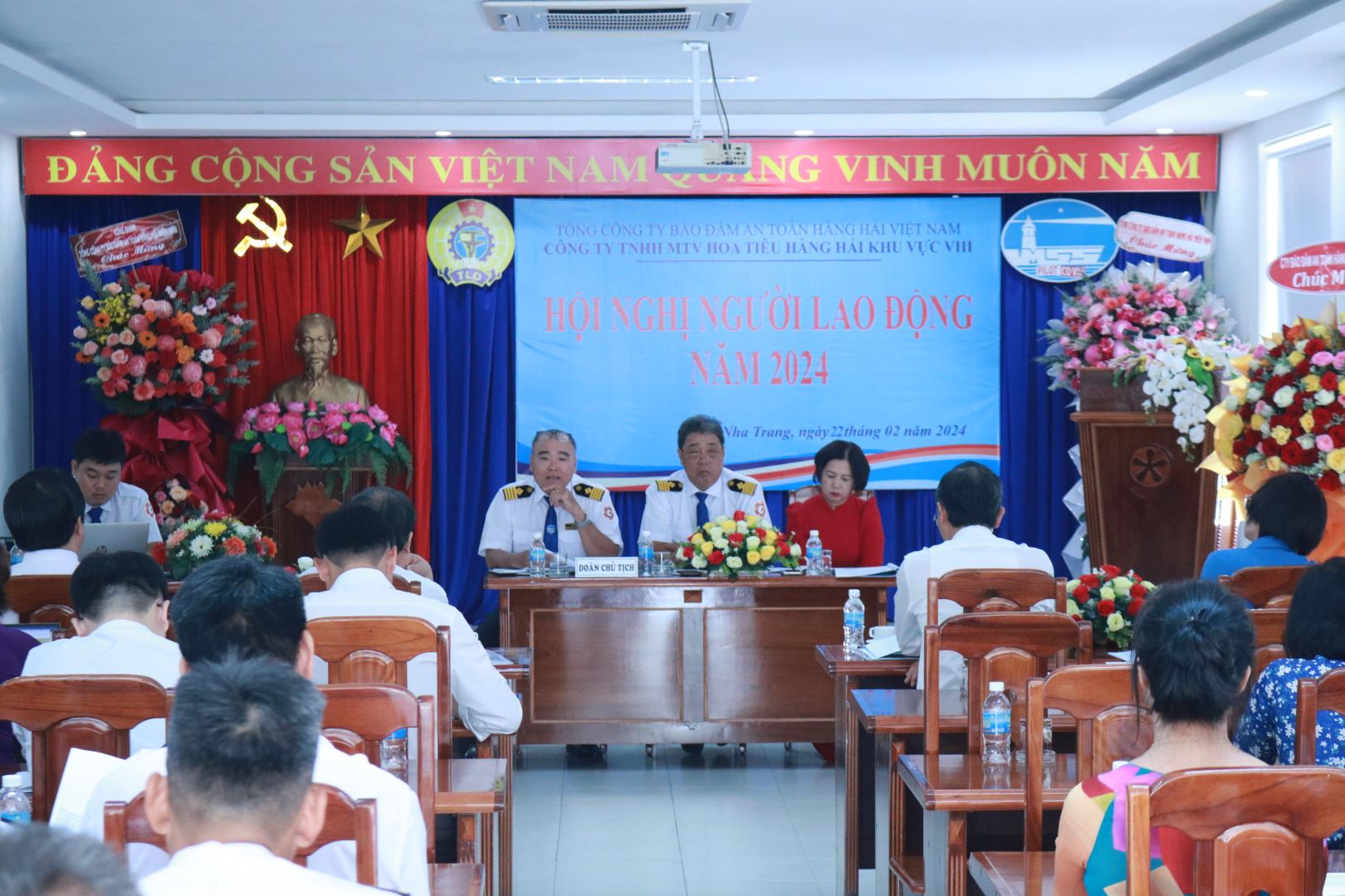 HỘI NGHỊ NGƯỜI LAO ĐỘNG CÔNG TY HOA TIÊU HÀNG HẢI KHU VỰC VIII NĂM 2024